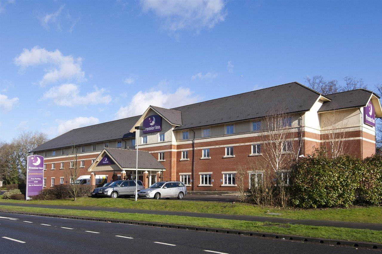 Premier Inn Gatwick Crawley Town West Exteriér fotografie