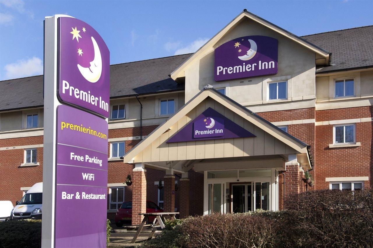 Premier Inn Gatwick Crawley Town West Exteriér fotografie